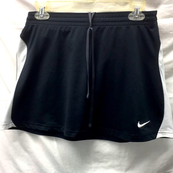 Nike Dri fit mini skirt ladies sz S - Picture 1 of 4